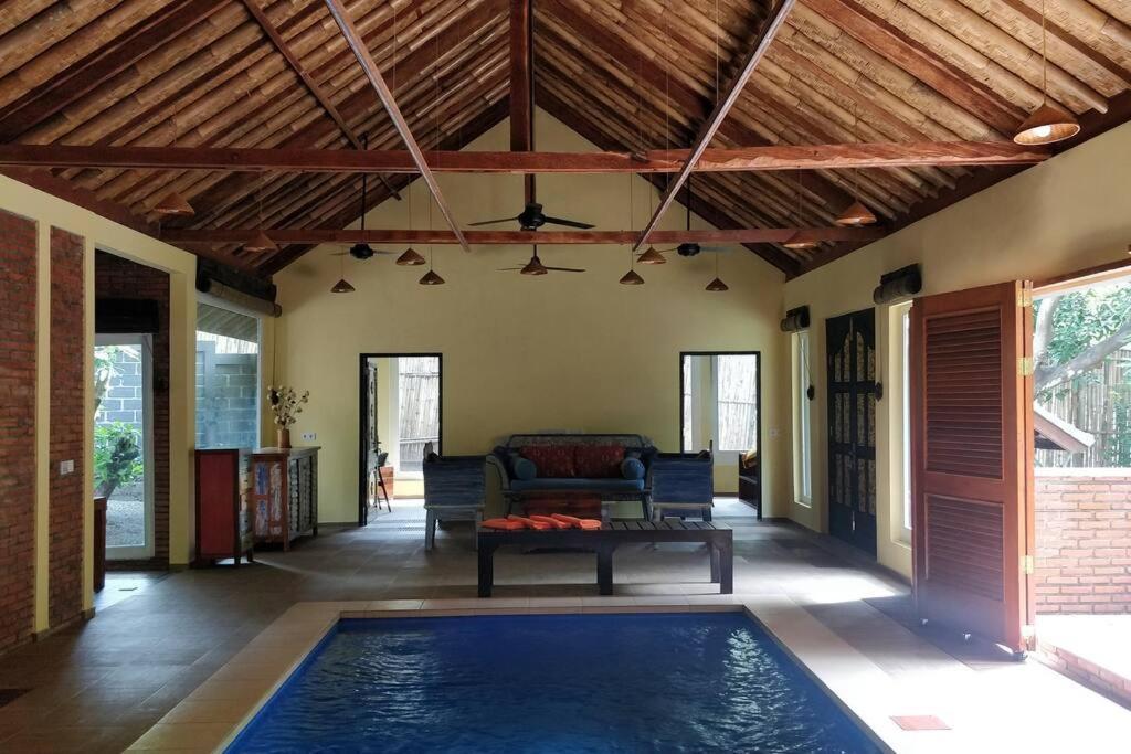 Villa King: Unique Villa With Indoor Swimming Pool آميدْ المظهر الخارجي الصورة
