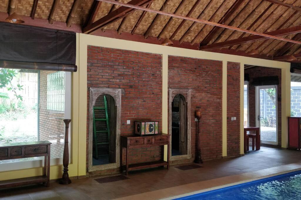 Villa King: Unique Villa With Indoor Swimming Pool آميدْ المظهر الخارجي الصورة
